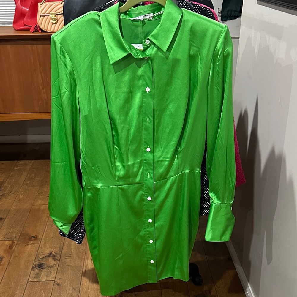 Vibrant SILK Green Button-Up Shirt Dress
